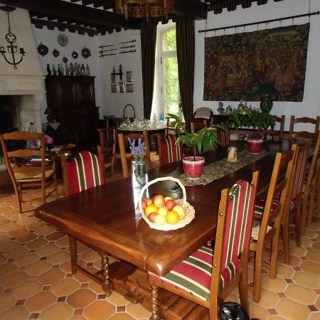 Le Chateau Bed and Breakfast Neuville-Coppegueule Exteriör bild